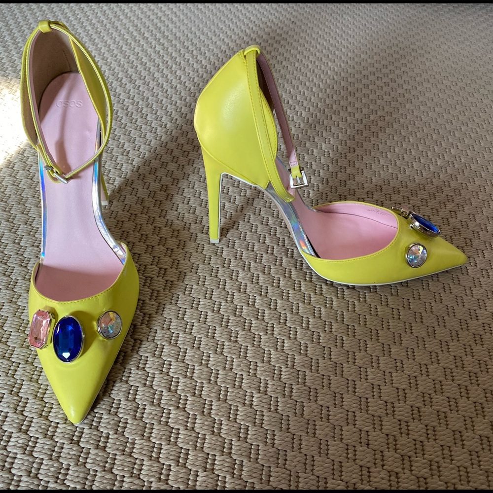 ASOS Lime green ankle strap pump size 9